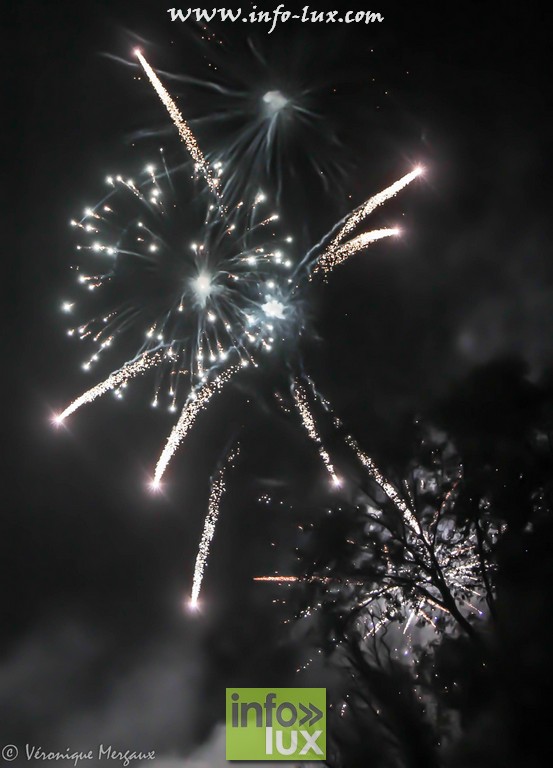 images/stories/PHOTOSREP/Habay/fetenationale2015/feu-Habay044