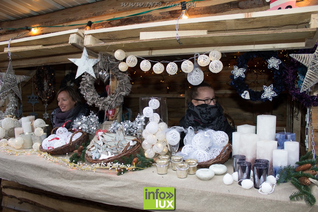 images/stories/PHOTOSREP/La-Roche-en-Ardenne/Bersimenil/Noel05