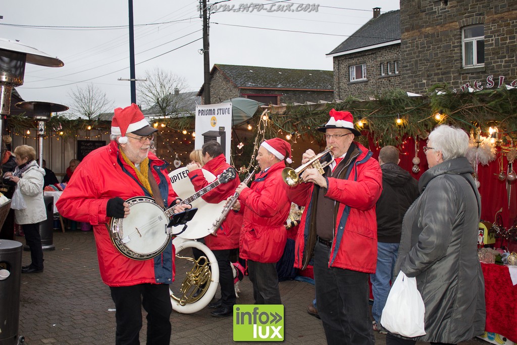 images/stories/PHOTOSREP/La-Roche-en-Ardenne/Bersimenil/Noel102