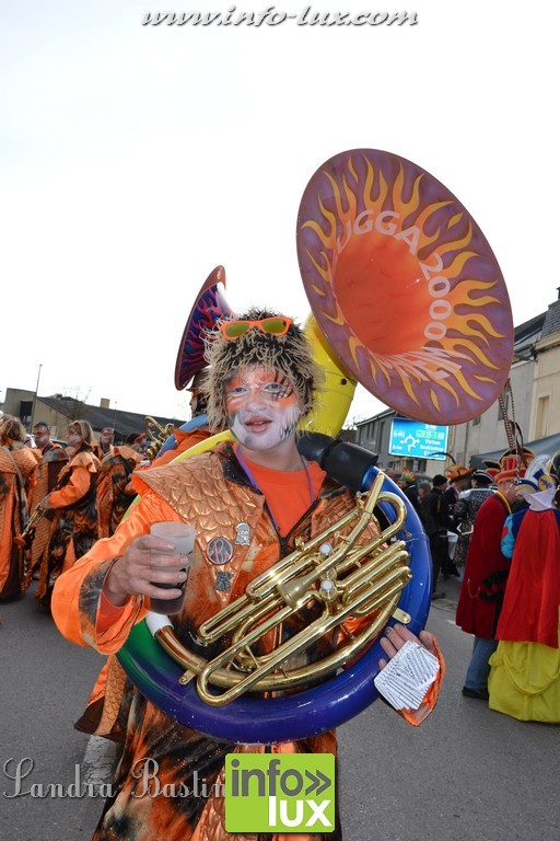 images/stories/PHOTOSREP/2016Avril/Carnavalhabay9/introhabay009