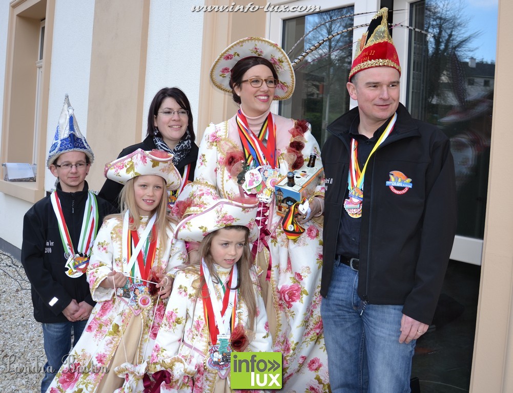 images/stories/PHOTOSREP/2016Avril/Carnavalhabay9/introhabay090