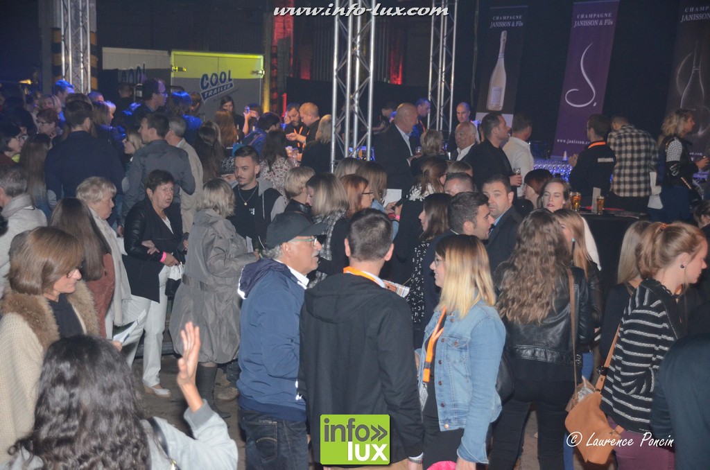 images/stories/PHOTOSREP/2016Octobre/LuxFashion3/Fashion037