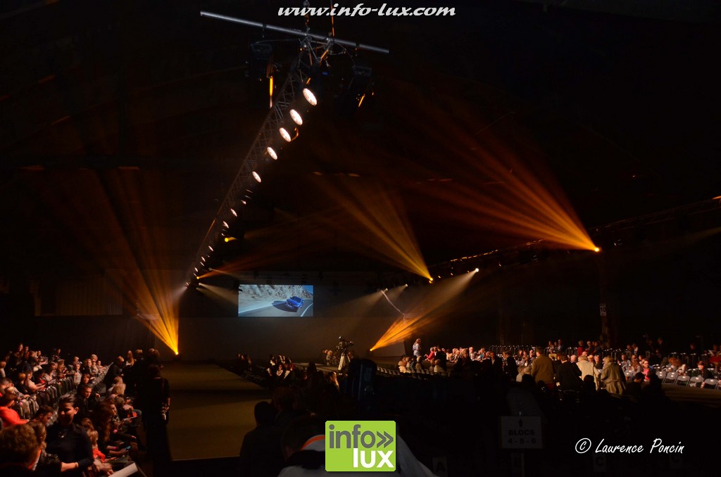 images/stories/PHOTOSREP/2016Octobre/LuxFashion3/Fashion038