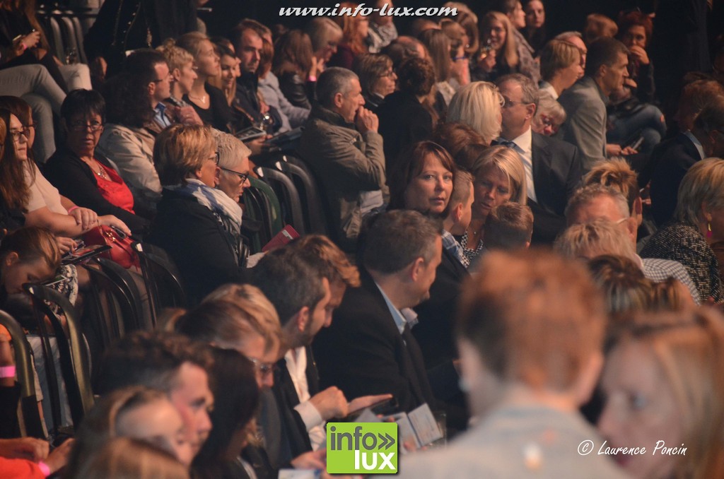 images/stories/PHOTOSREP/2016Octobre/LuxFashion3/Fashion051