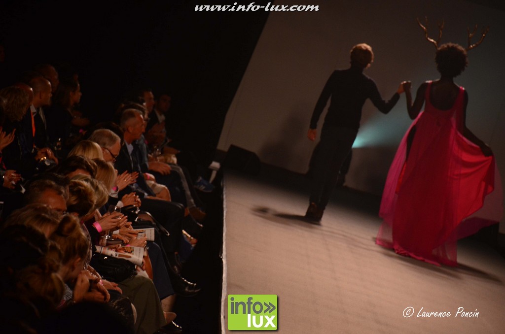 images/stories/PHOTOSREP/2016Octobre/LuxFashion3/Fashion071