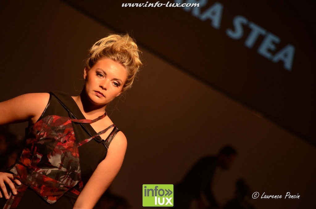 images/stories/PHOTOSREP/2016Octobre/LuxFashion3/Fashion139