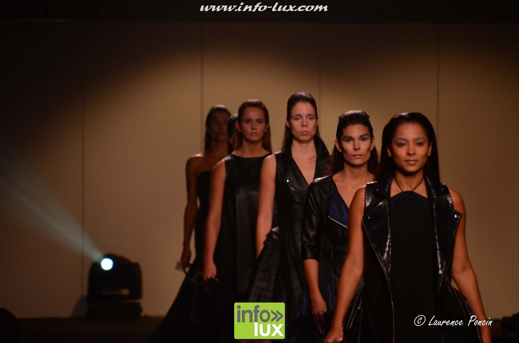 images/stories/PHOTOSREP/2016Octobre/LuxFashion3/Fashion219