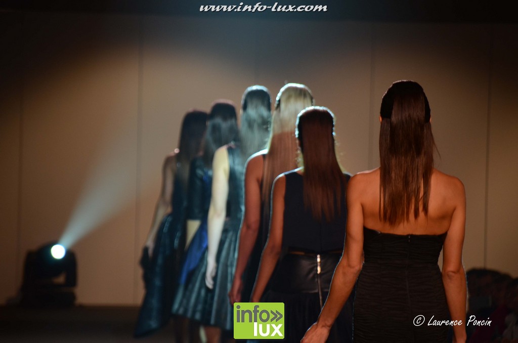 images/stories/PHOTOSREP/2016Octobre/LuxFashion3/Fashion220