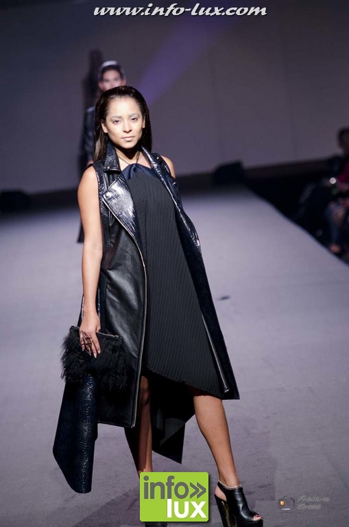 images/stories/PHOTOSREP/2016Octobre/LuxFashion3/Fashion253