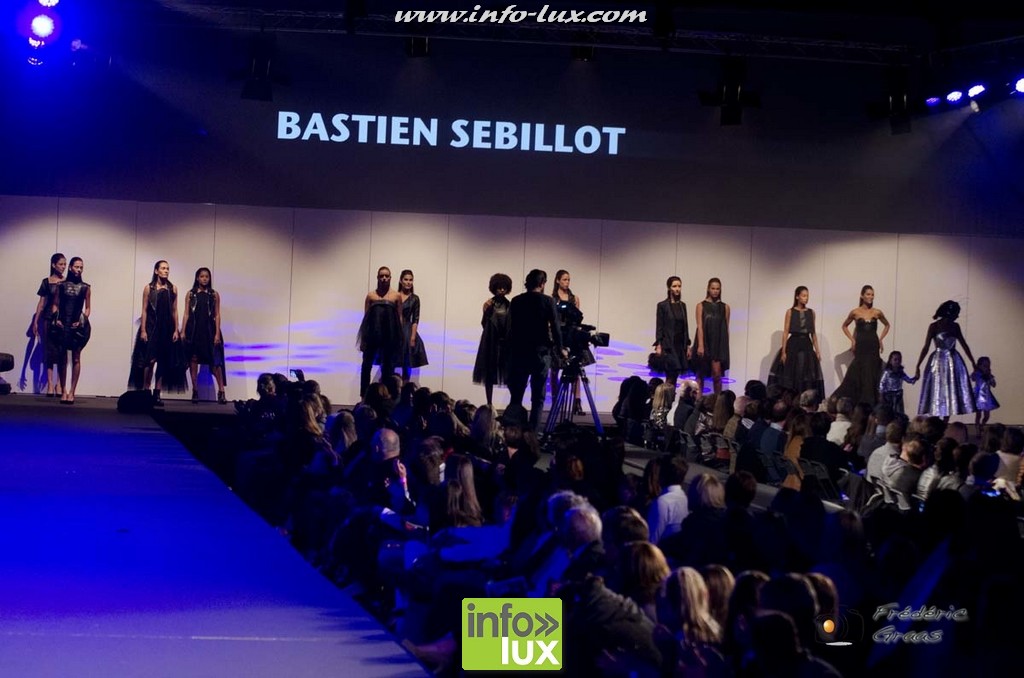 images/stories/PHOTOSREP/2016Octobre/LuxFashion3/Fashion272