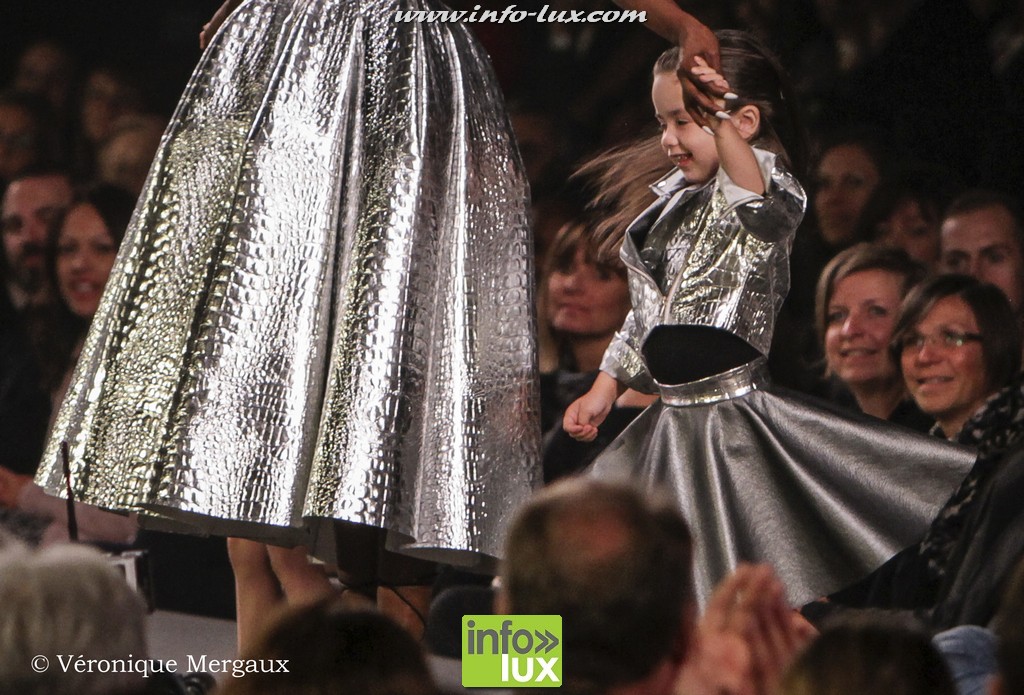 images/stories/PHOTOSREP/2016Octobre/LuxFashion3/Fashion359
