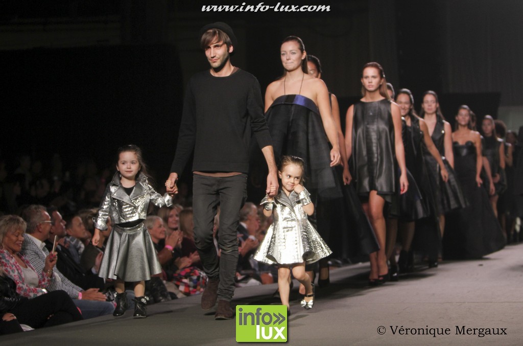 images/stories/PHOTOSREP/2016Octobre/LuxFashion3/Fashion374