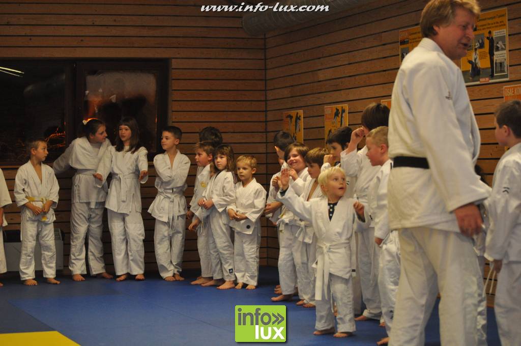 images/stories/PHOTOSREP/2016decembre/nicolasjudo/Judo017