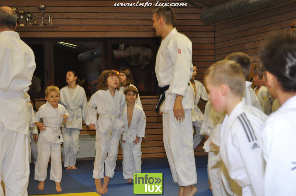 images/stories/PHOTOSREP/2016decembre/nicolasjudo/Judo035