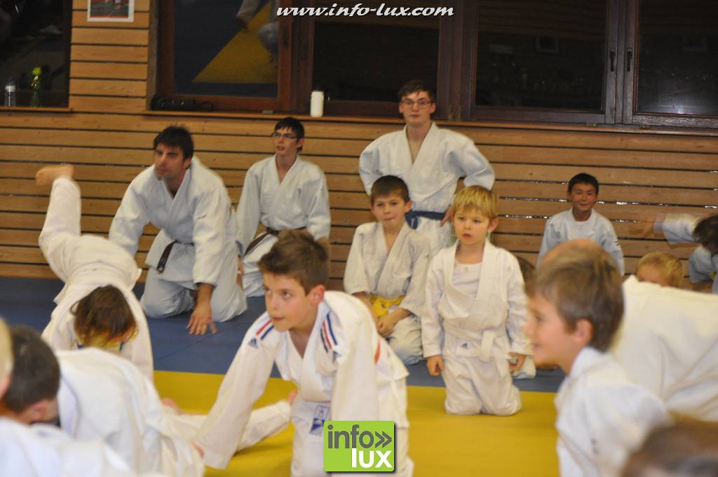 images/stories/PHOTOSREP/2016decembre/nicolasjudo/Judo043