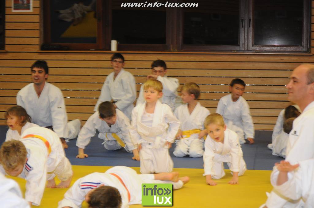 images/stories/PHOTOSREP/2016decembre/nicolasjudo/Judo046