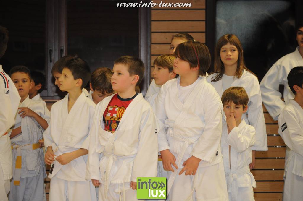 images/stories/PHOTOSREP/2016decembre/nicolasjudo/Judo054