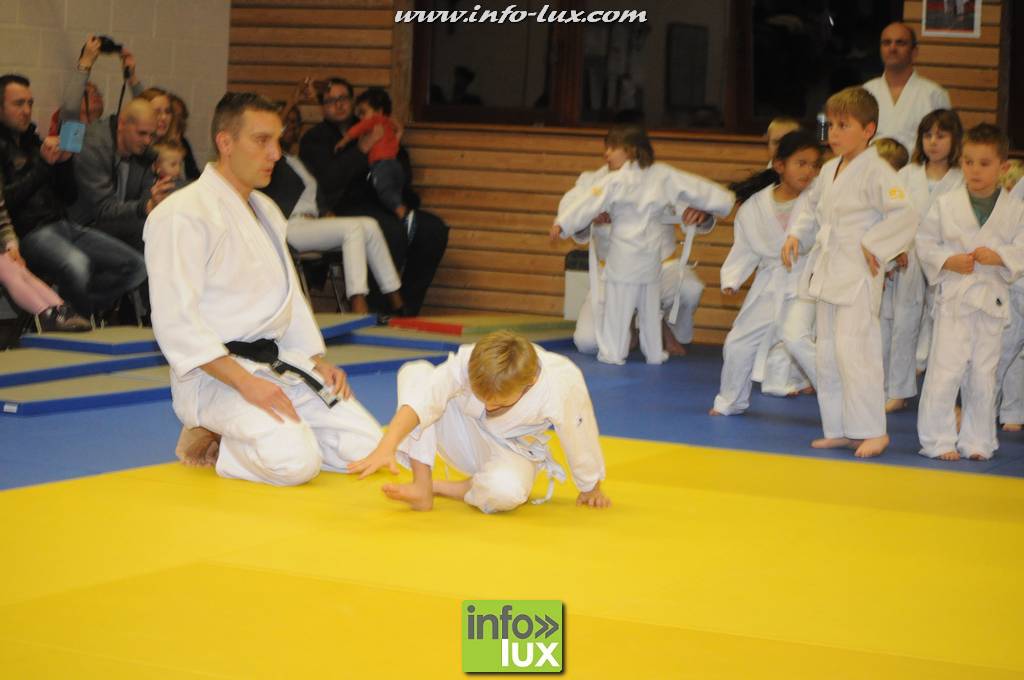 images/stories/PHOTOSREP/2016decembre/nicolasjudo/Judo084