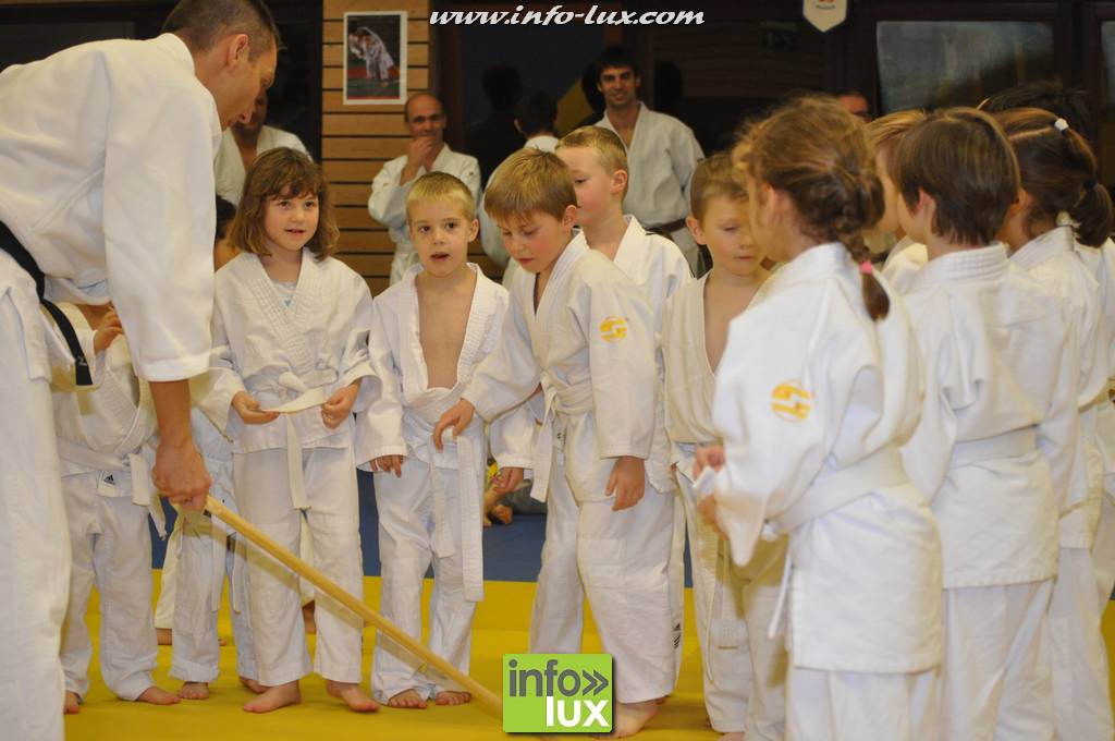 images/stories/PHOTOSREP/2016decembre/nicolasjudo/Judo095