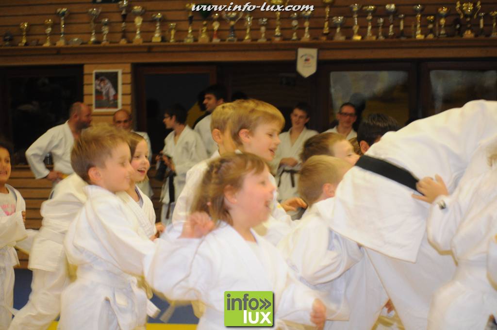 images/stories/PHOTOSREP/2016decembre/nicolasjudo/Judo102