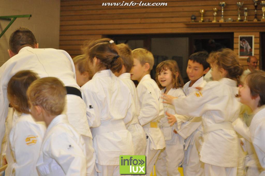 images/stories/PHOTOSREP/2016decembre/nicolasjudo/Judo103