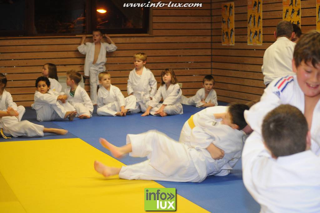 images/stories/PHOTOSREP/2016decembre/nicolasjudo/Judo114