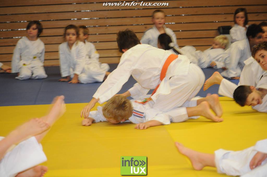 images/stories/PHOTOSREP/2016decembre/nicolasjudo/Judo118