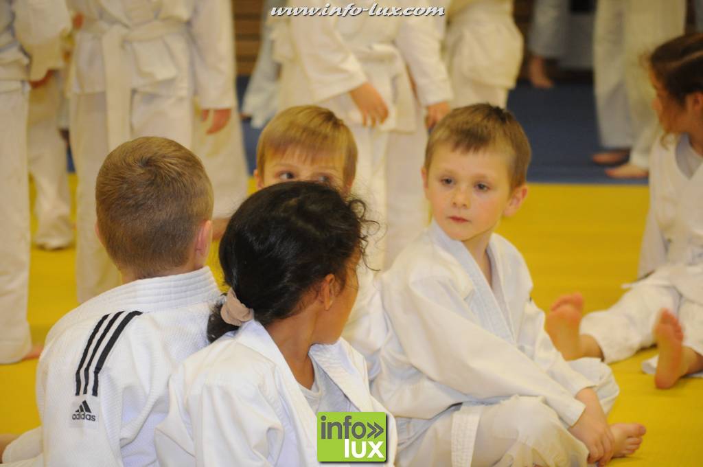 images/stories/PHOTOSREP/2016decembre/nicolasjudo/Judo120