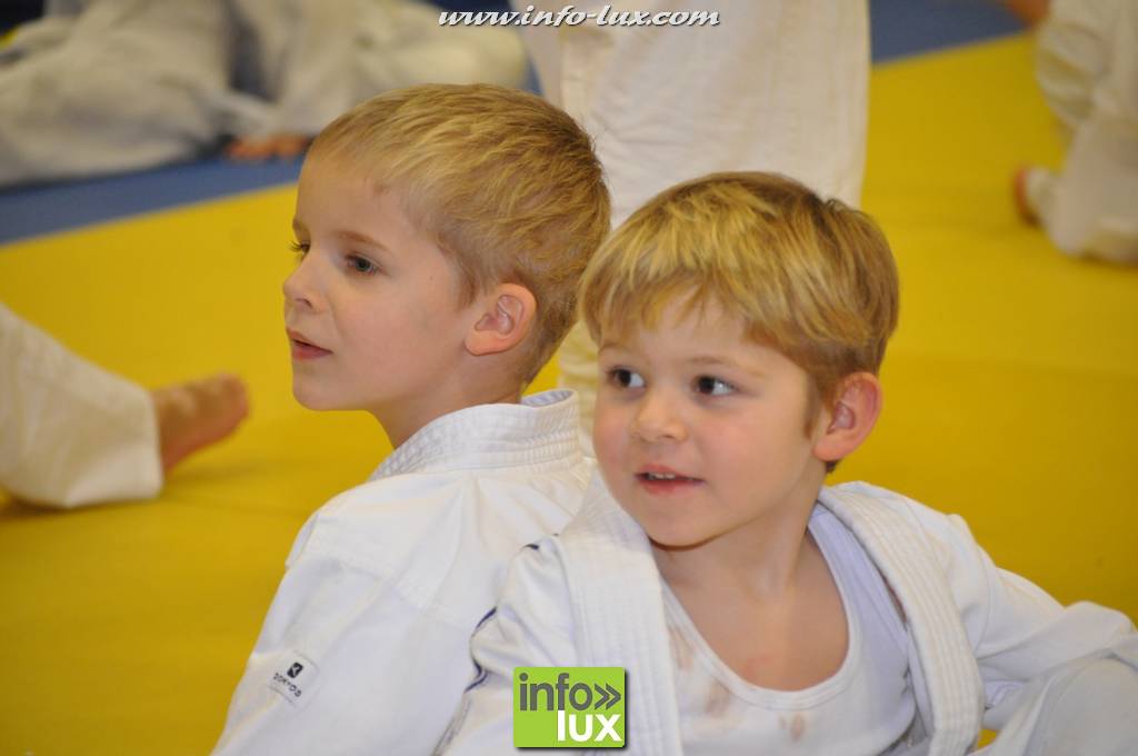 images/stories/PHOTOSREP/2016decembre/nicolasjudo/Judo123