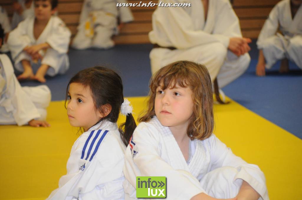 images/stories/PHOTOSREP/2016decembre/nicolasjudo/Judo126