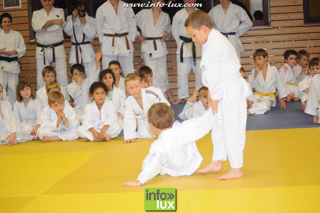 images/stories/PHOTOSREP/2016decembre/nicolasjudo/Judo134