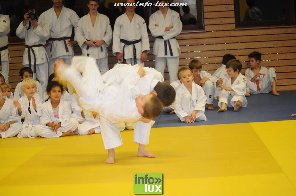 images/stories/PHOTOSREP/2016decembre/nicolasjudo/Judo138