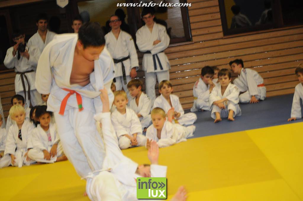 images/stories/PHOTOSREP/2016decembre/nicolasjudo/Judo140