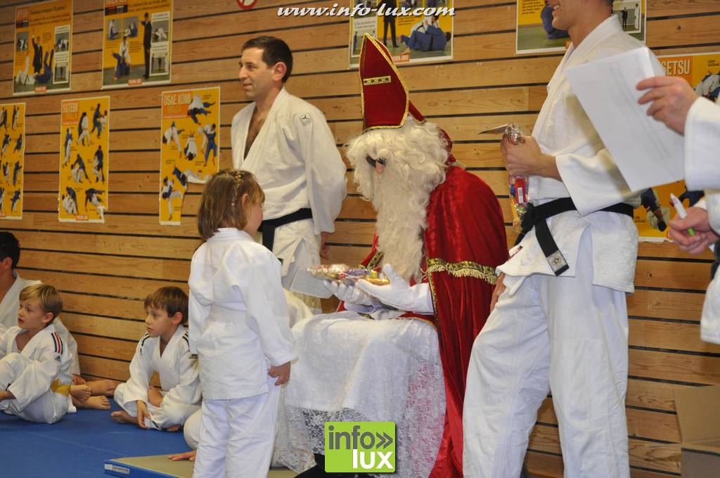 images/stories/PHOTOSREP/2016decembre/nicolasjudo/Judo157