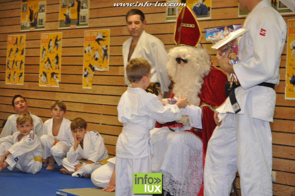 images/stories/PHOTOSREP/2016decembre/nicolasjudo/Judo159
