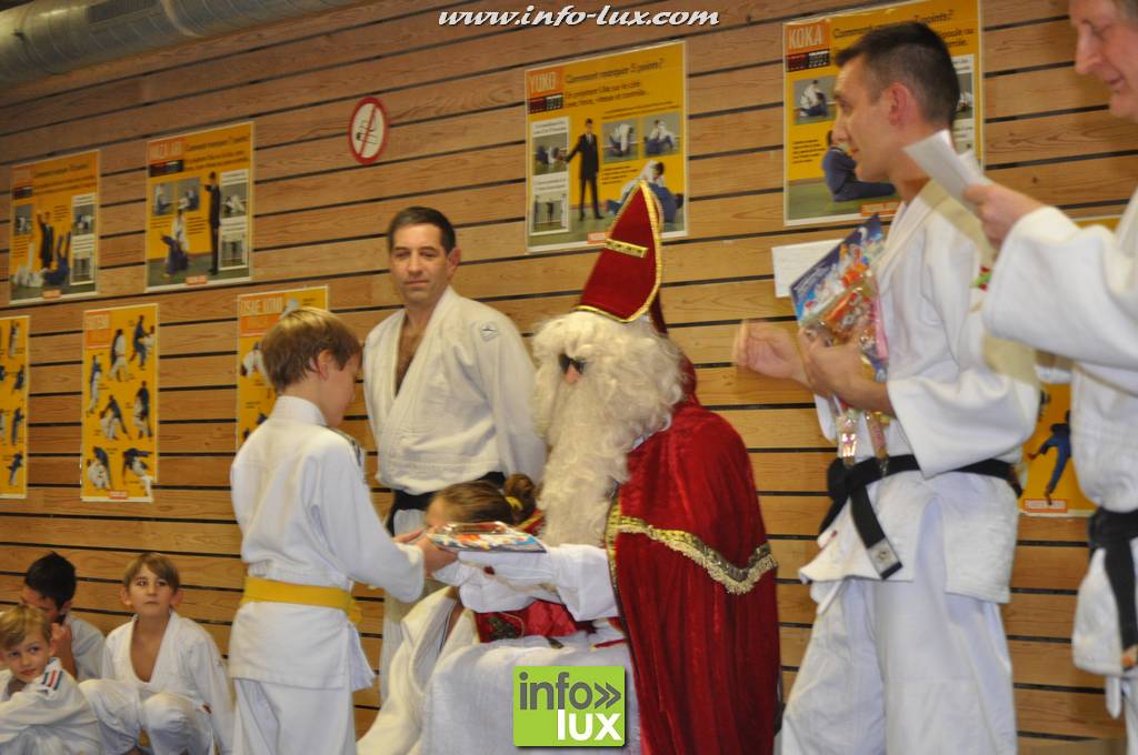 images/stories/PHOTOSREP/2016decembre/nicolasjudo/Judo161