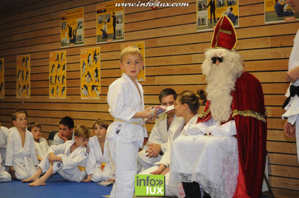 images/stories/PHOTOSREP/2016decembre/nicolasjudo/Judo162
