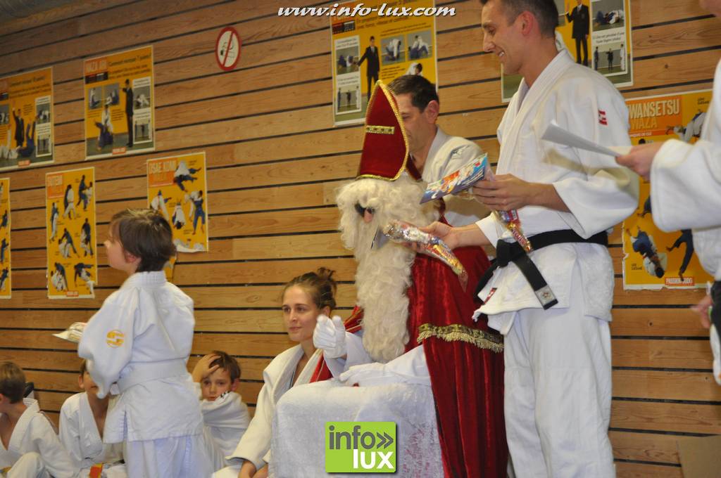 images/stories/PHOTOSREP/2016decembre/nicolasjudo/Judo169