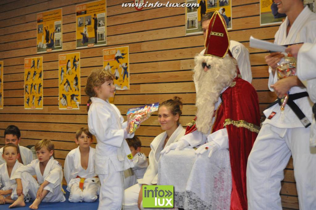 images/stories/PHOTOSREP/2016decembre/nicolasjudo/Judo171