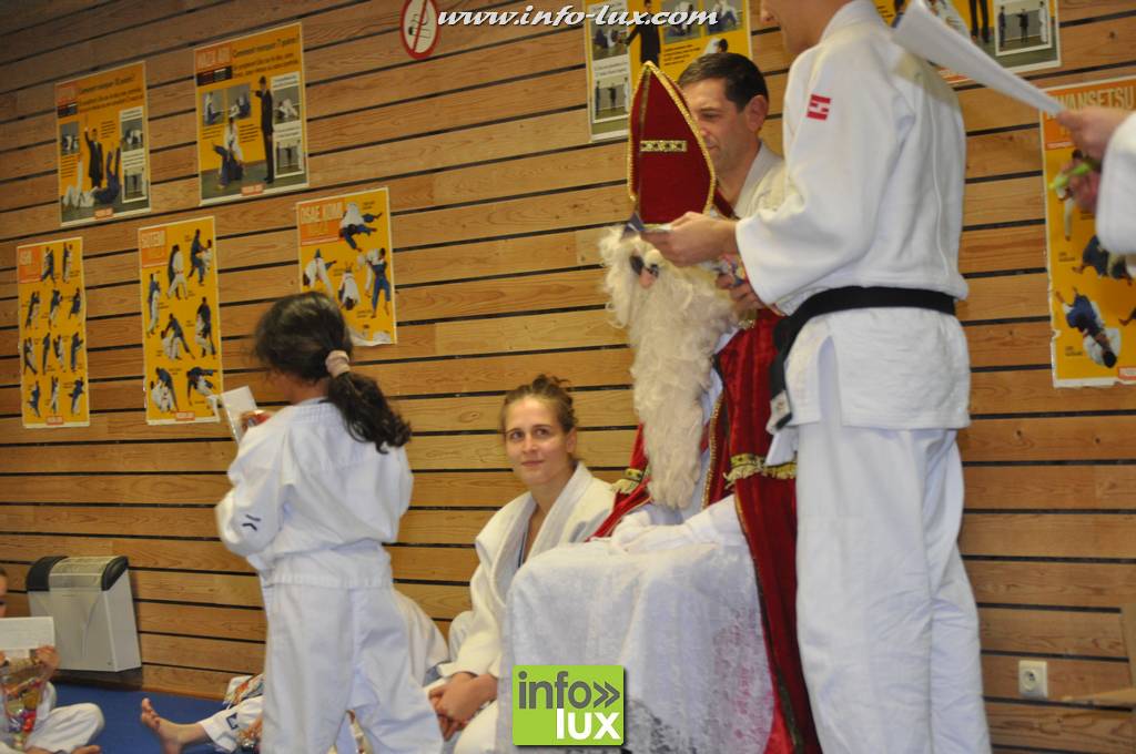 images/stories/PHOTOSREP/2016decembre/nicolasjudo/Judo175