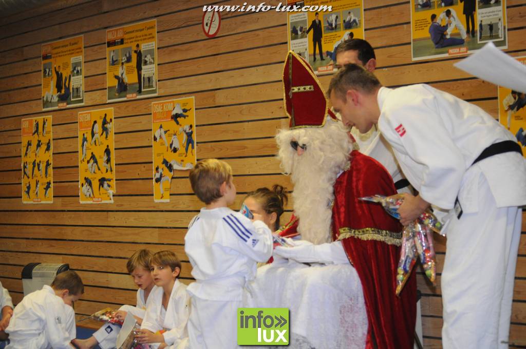 images/stories/PHOTOSREP/2016decembre/nicolasjudo/Judo176