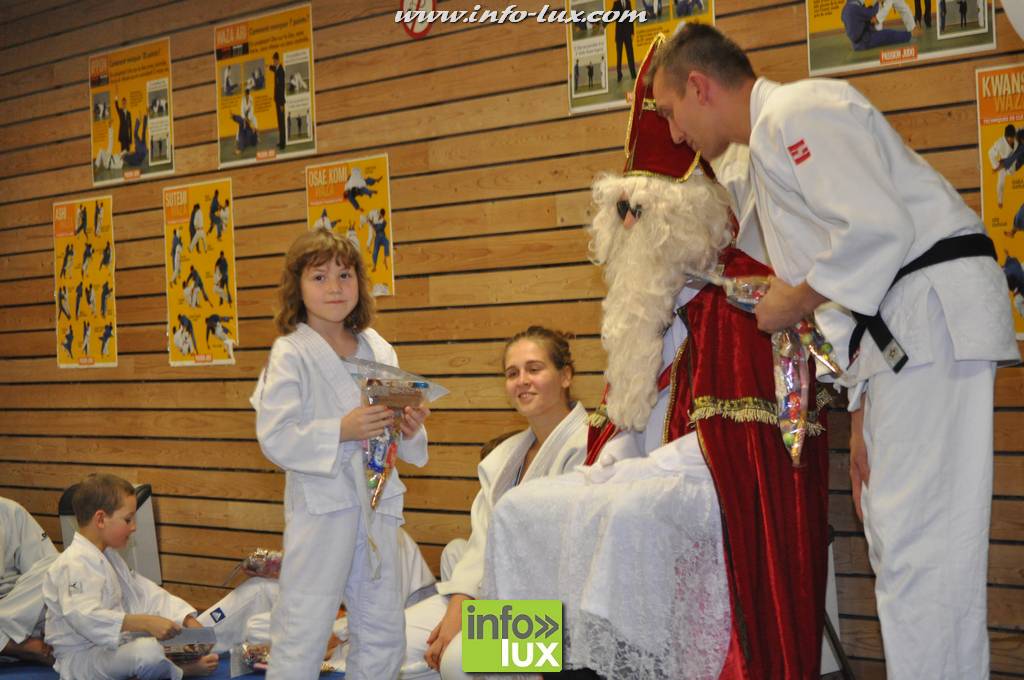 images/stories/PHOTOSREP/2016decembre/nicolasjudo/Judo179