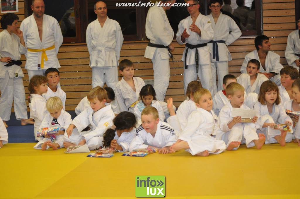 images/stories/PHOTOSREP/2016decembre/nicolasjudo/Judo183
