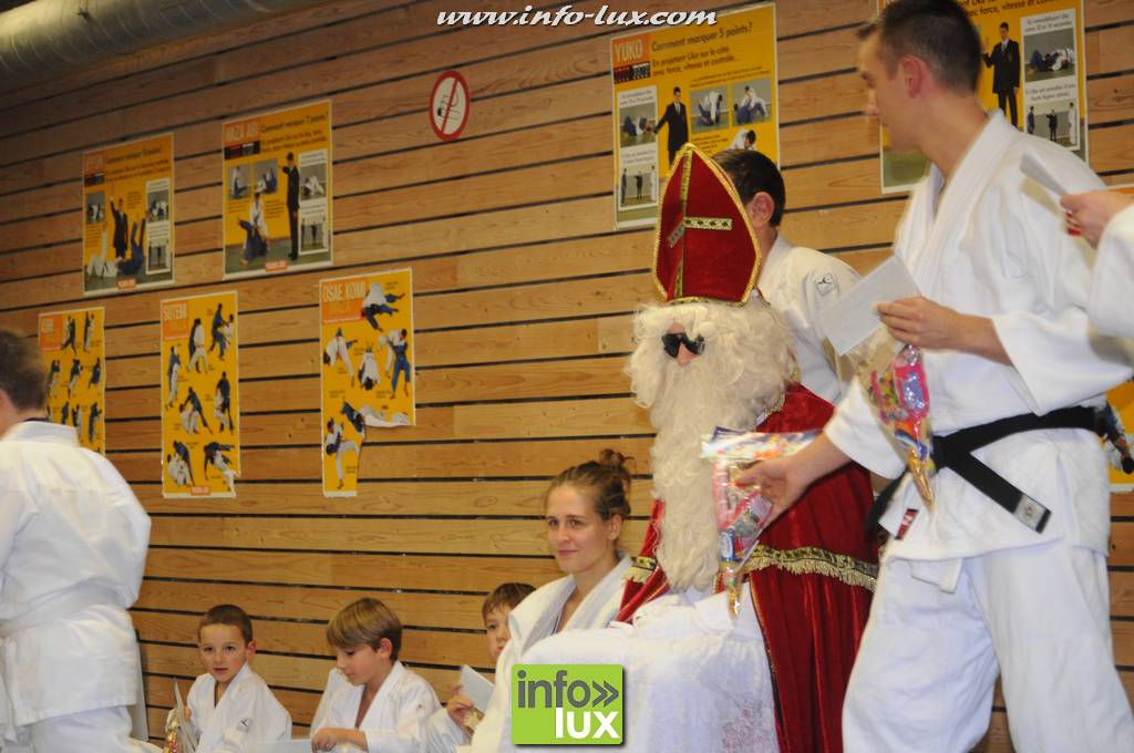 images/stories/PHOTOSREP/2016decembre/nicolasjudo/Judo186