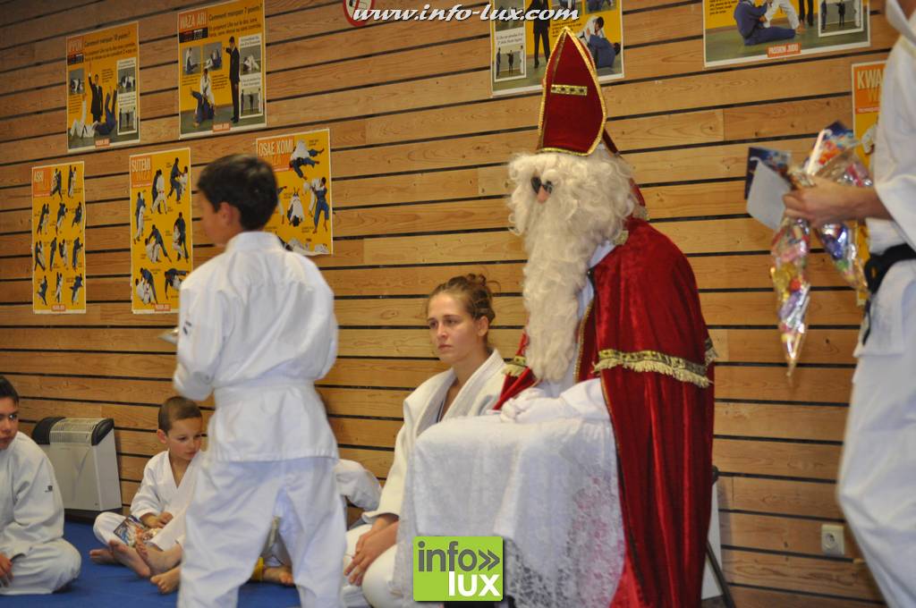 images/stories/PHOTOSREP/2016decembre/nicolasjudo/Judo189