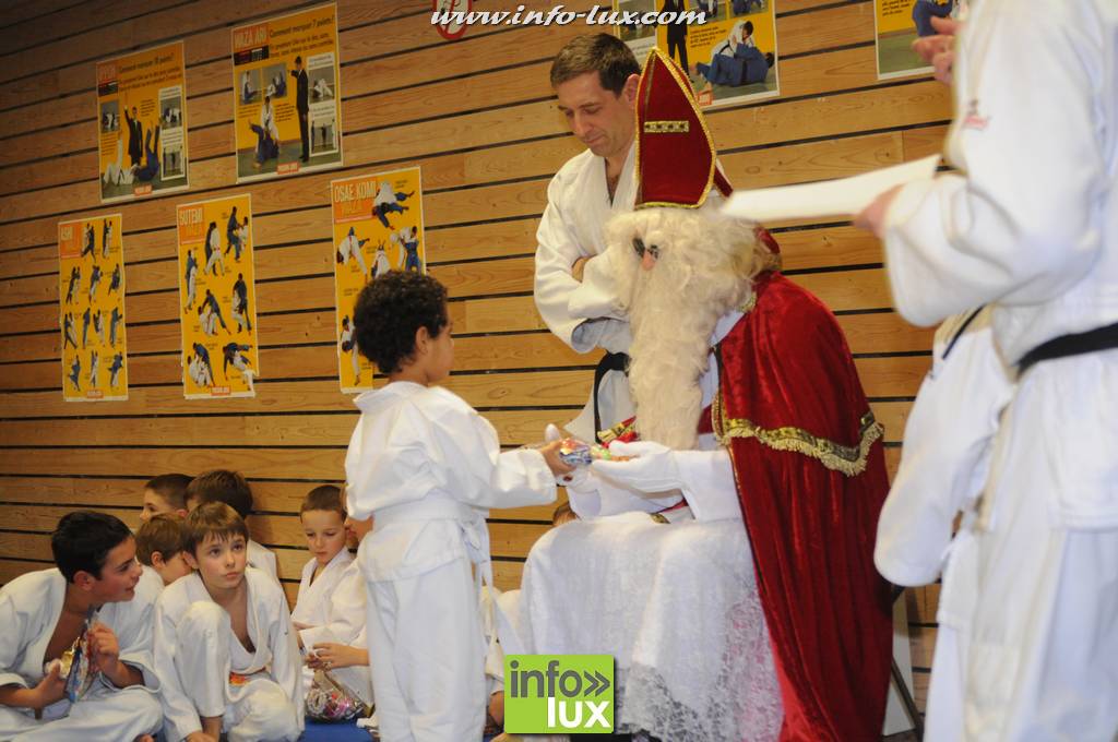 images/stories/PHOTOSREP/2016decembre/nicolasjudo/Judo196