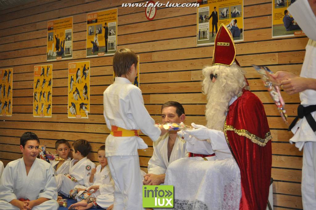 images/stories/PHOTOSREP/2016decembre/nicolasjudo/Judo197