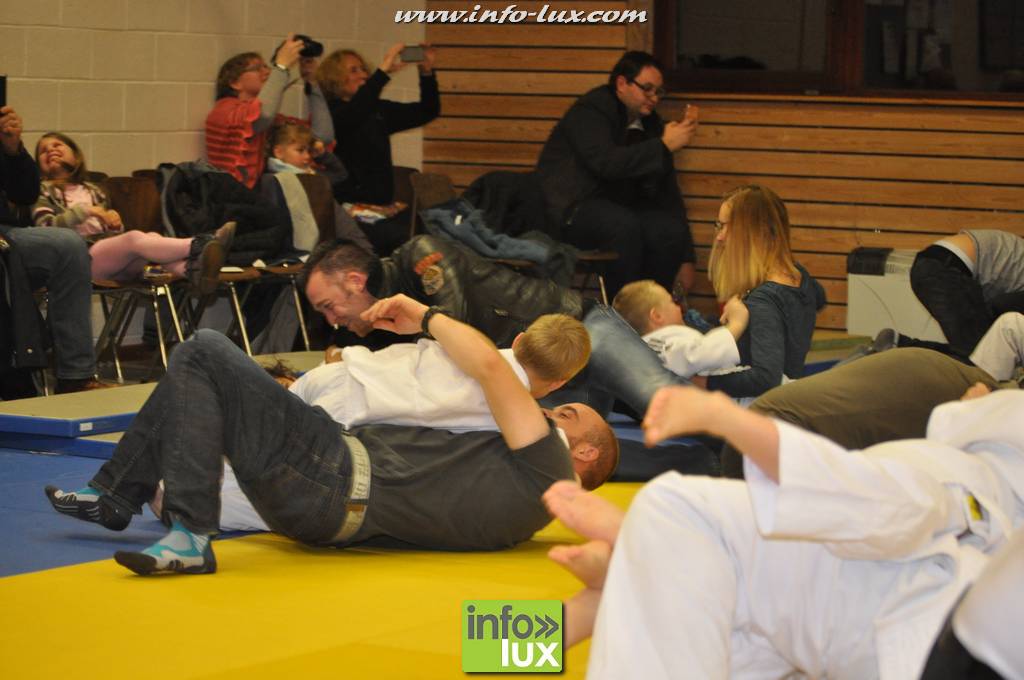 images/stories/PHOTOSREP/2016decembre/nicolasjudo/Judo209