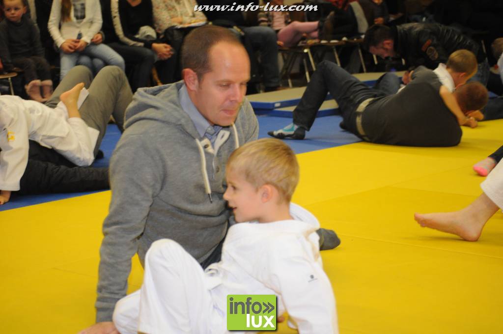 images/stories/PHOTOSREP/2016decembre/nicolasjudo/Judo210