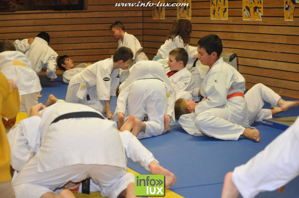 images/stories/PHOTOSREP/2016decembre/nicolasjudo/Judo211